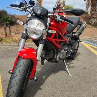 Ducati  Monster 1100 evo 2010