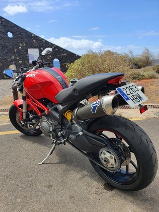 Ducati  Monster 1100 evo 2010