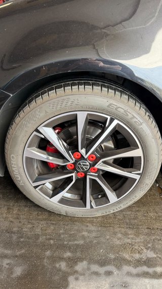 Llantas Skoda 215/45 R17 91V Kumho