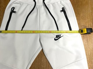 Pantalón Nike Tech Fleece Blancoz