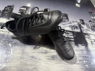 Botas fútbol MERCURIAL VAPOR ACADEMY