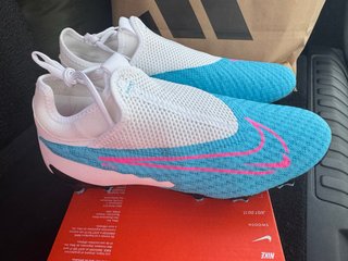 Botas de fútbol Nike Phantom