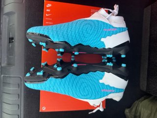 Botas de fútbol Nike Phantom