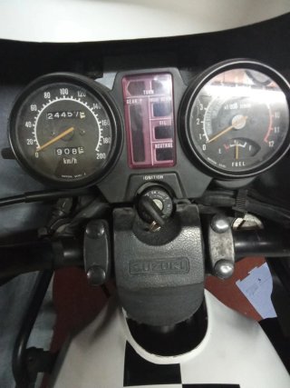 Suzuki GSX400cc 1986