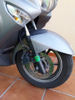 Suzuki Burgman 125 (2016)