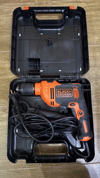 Taladro Percutor Black & Decker 710W