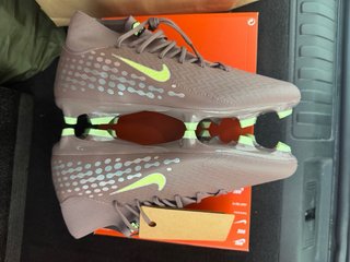 Botas de Fútbol Nike Mercurial