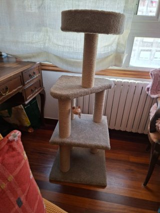 Rascador para gatos de tela y sisal 117 x 45 cm