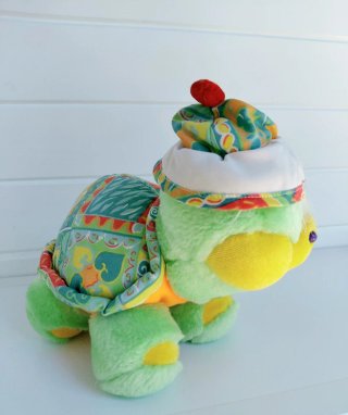Peluche tortuga vintage colorida 21x15 cm