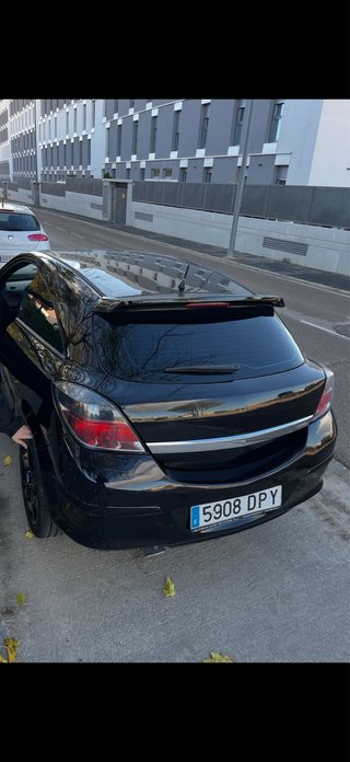 Opel Astra 2.0 LEER BIEN