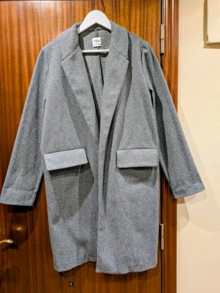 Abrigo Zara espiga gris Talla L NUEVO, sin bolas