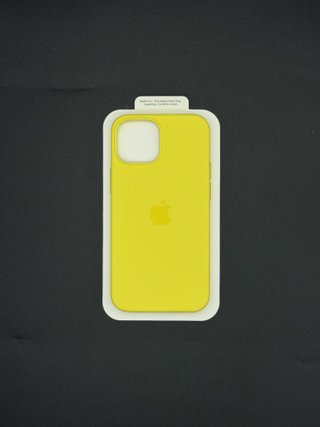 Funda iPhone 13 Mini Silicona Nueva 11