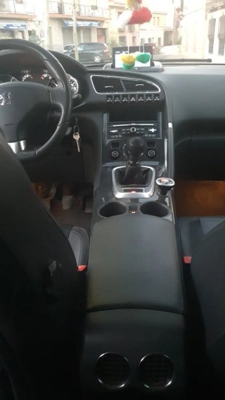Peugeot 3008 2011