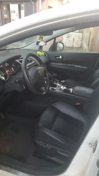 Peugeot 3008 2011