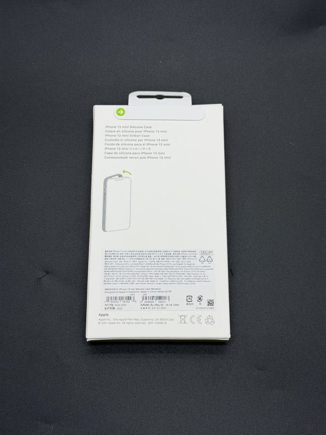 Funda iPhone 13 Mini Silicona Nueva 12