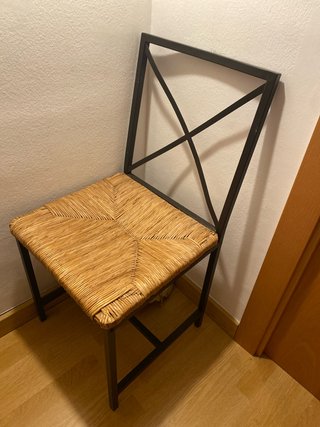 Silla de metal con asiento de mimbre x4