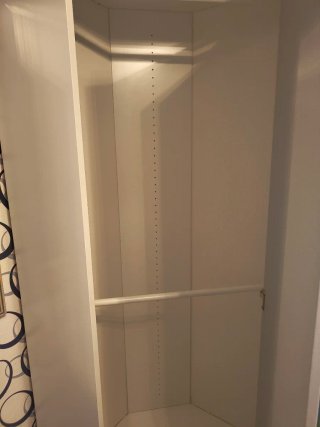 Armario Esquinero Blanco con puerta de espejo