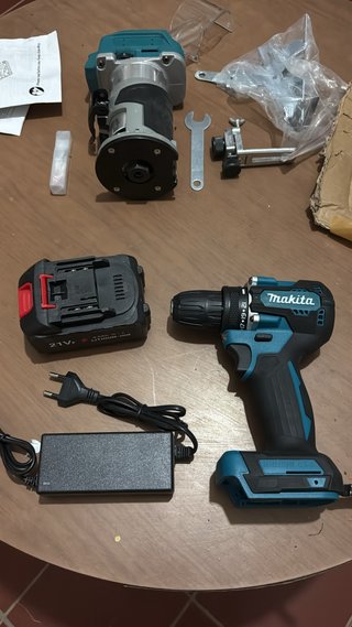 Atornillador makita