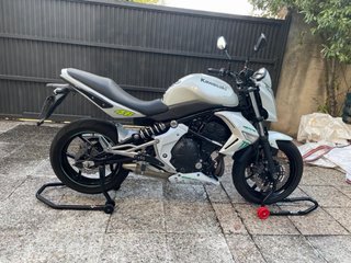 Kawasaki ER-6n 2011