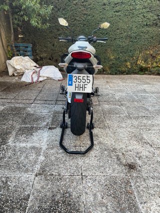 Kawasaki ER-6n 2011
