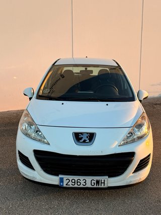 Peugeot 207 2010