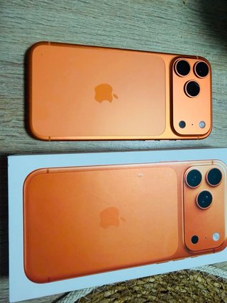 iPhone 17 Pro Max Naranja
