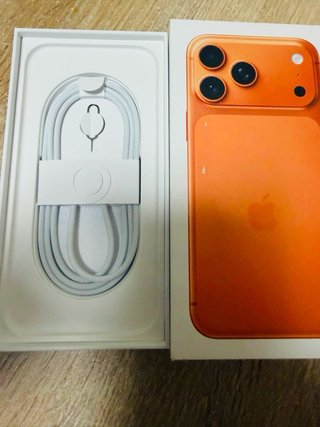 iPhone 17 Pro Max Naranja