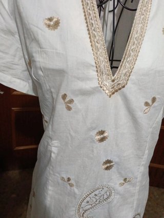 Vestido blanco corto estilo ibicenco