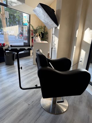 Sillón de Peluquería Profesional + bandeja
