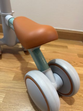 Bicicleta de equilibrio para bebé POBLON