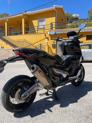 Honda X-ADV 750 // Full Black