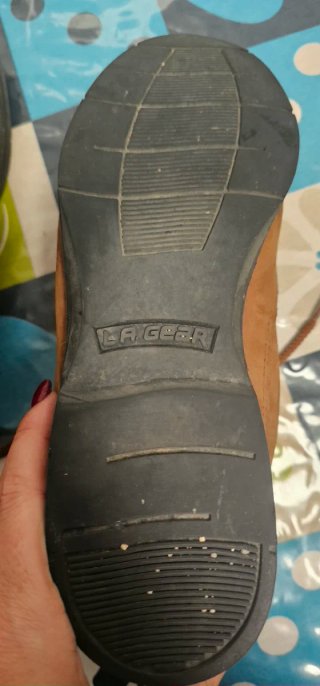 Botas de ante marrones