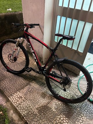 Bicicleta Coluer de fibra de carbono