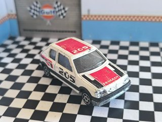 Coche Peugeot 205 Majorette