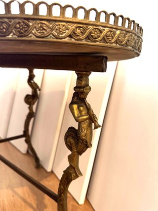 Mesa Vintage Mármol y Metal Dorado