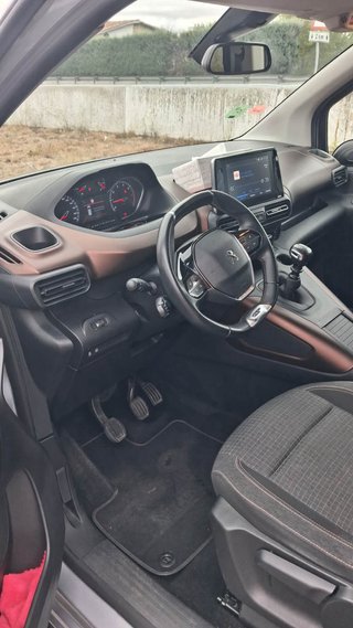 Peugeot Rifter 2023