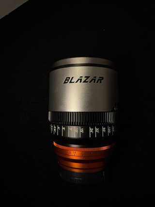 Objetivo Blazar Apex 50mm T1.8 1.33x Anamórfico