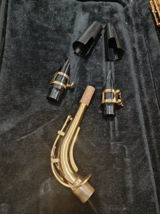Saxofón Alto Yamaha color Dorado