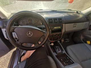 Mercedes-Benz Clase M 2005