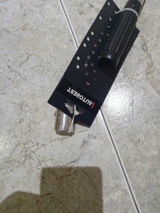 Llave telescópica para ruedas