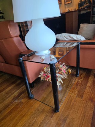 Mesilla de Cristal con Ruedas