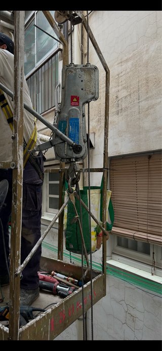 Montacargas de obra