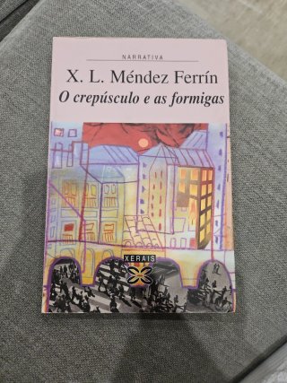 O crepúsculo e as formigas