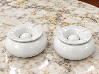 Set de 2 Ceniceros de Porcelana