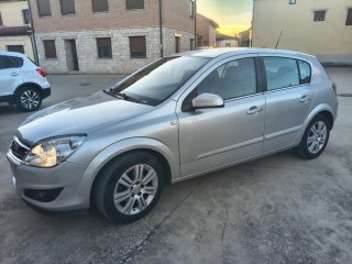 Opel Astra 2009