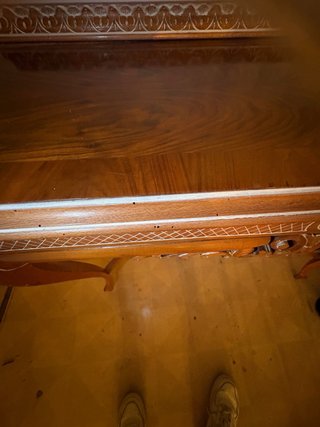 Comoda de madera con espejo