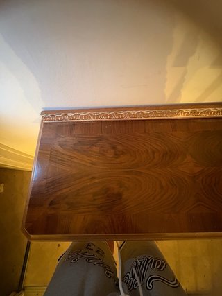 Comoda de madera con espejo