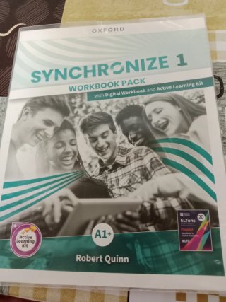 Libro de inglés Oxford Synchronize 1