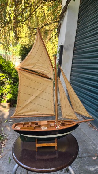Maqueta velero Pen Duick de madera vintage -
