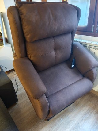 Sillón relax eléctrico levantapersonas – seminuevo